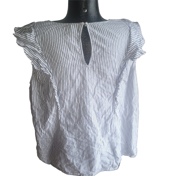 Old Navy Striped V-Neck Short Ruffle Sleeve Top 2X - Picture 5 of 6